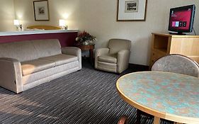 Quality Inn Near Toms River Corporate Park